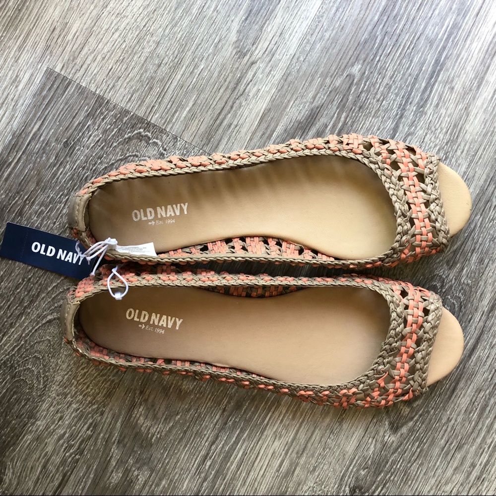 Old Navy open toed flats, size 9